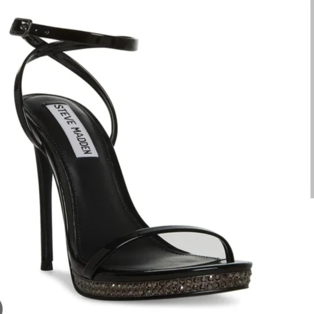 Steve Madden Ari Black Patent